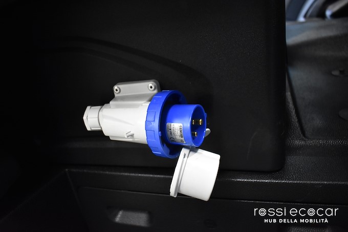 FORD Transit 350 2.0TDCi EcoBlue MHEV 170CV PL-TM Furgone Trend